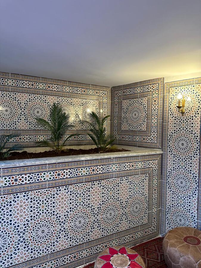 Appartements Nia Confort, Plein Centre Ville, Avec Terrasse Fez Bagian luar foto